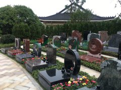 艺术墓碑：展现生命的故事，，，，，转达永恒的情绪